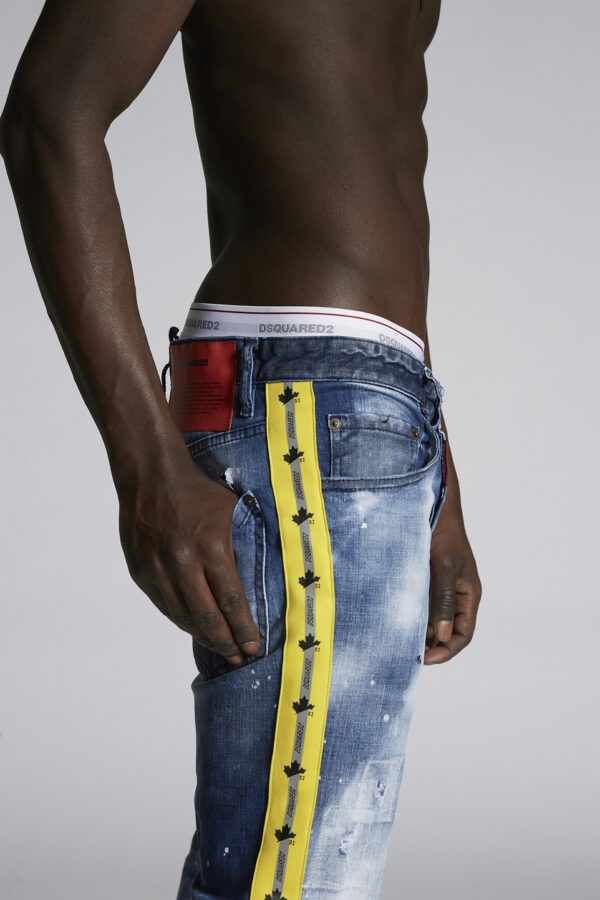 Jean "SKATER" Medium 2 Wash  DSQUARED² – Image 3