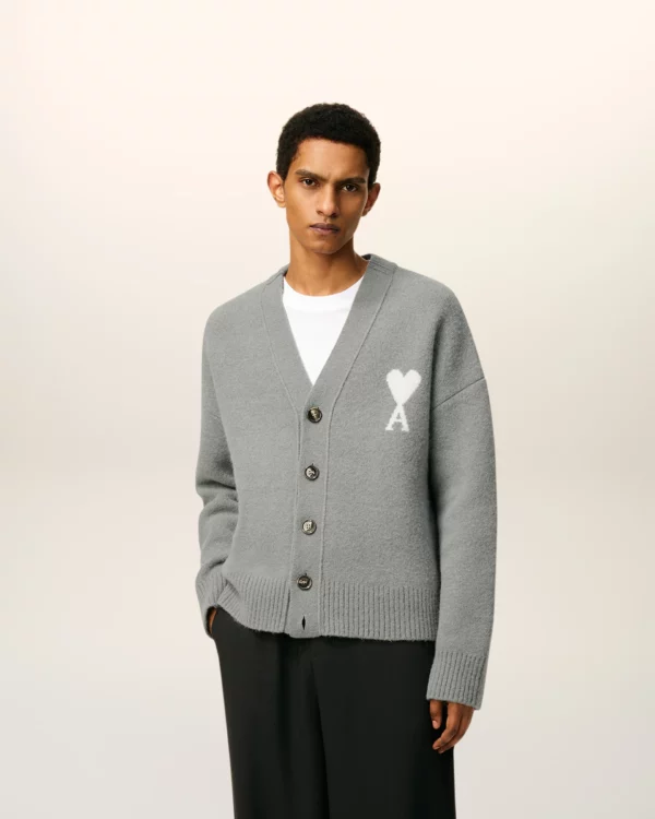 Cardigan "AMI DE COEUR" AMI PARIS – Image 2